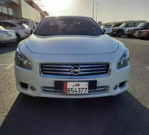 مستعملة Nissan Maxima للبيع في الدوحة #5421 - 1  صورة 
